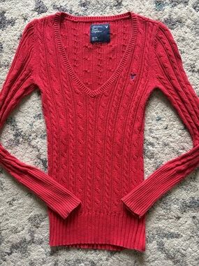 Y2K 2009 American Eagle Red Cableknit Sweater